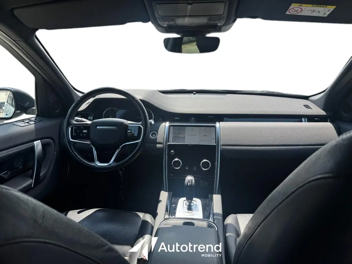 Land Rover Discovery Sport usata a Bari (8)