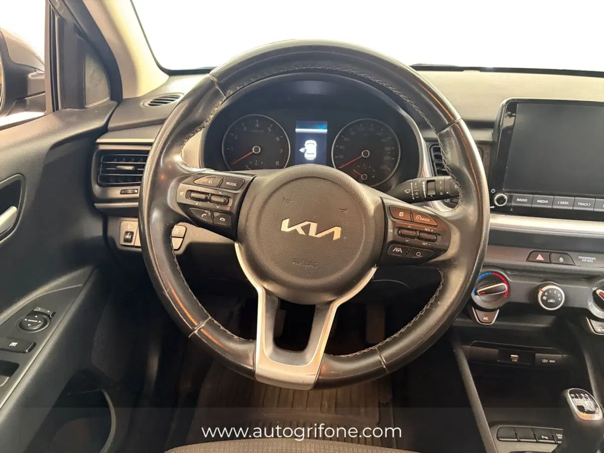Kia Stonic usata a Modena (12)