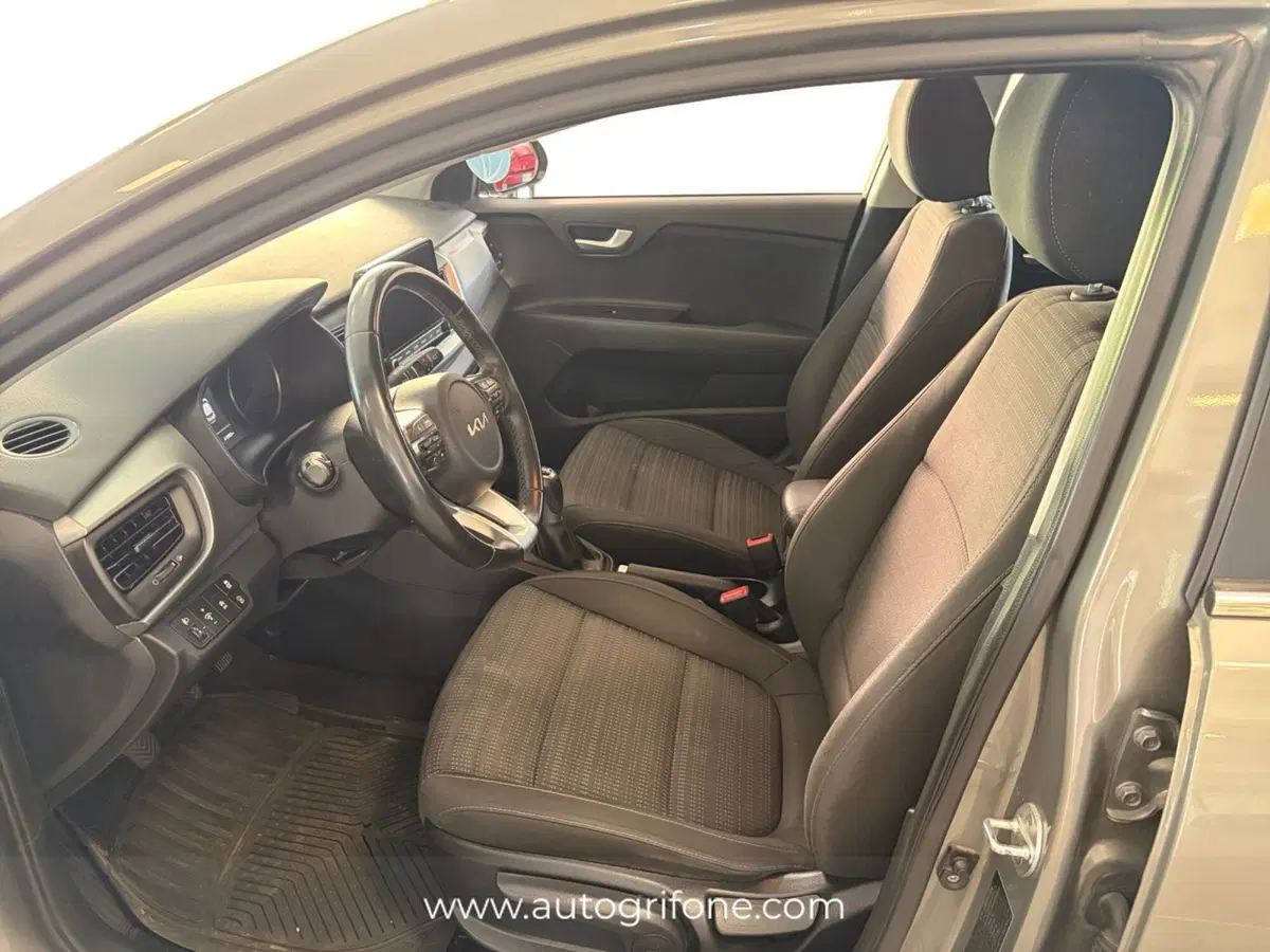 Kia Stonic usata a Modena (9)