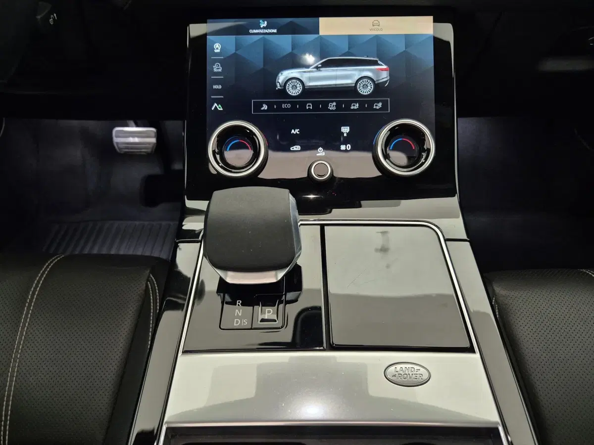 Land Rover Range Rover Velar usata a Torino (11)
