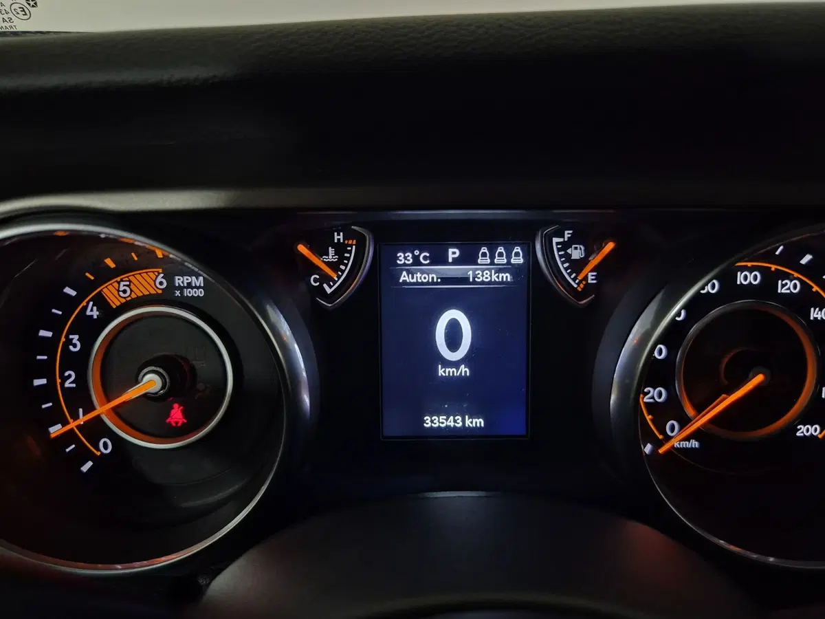Jeep Wrangler Unlimited usata a Torino (15)