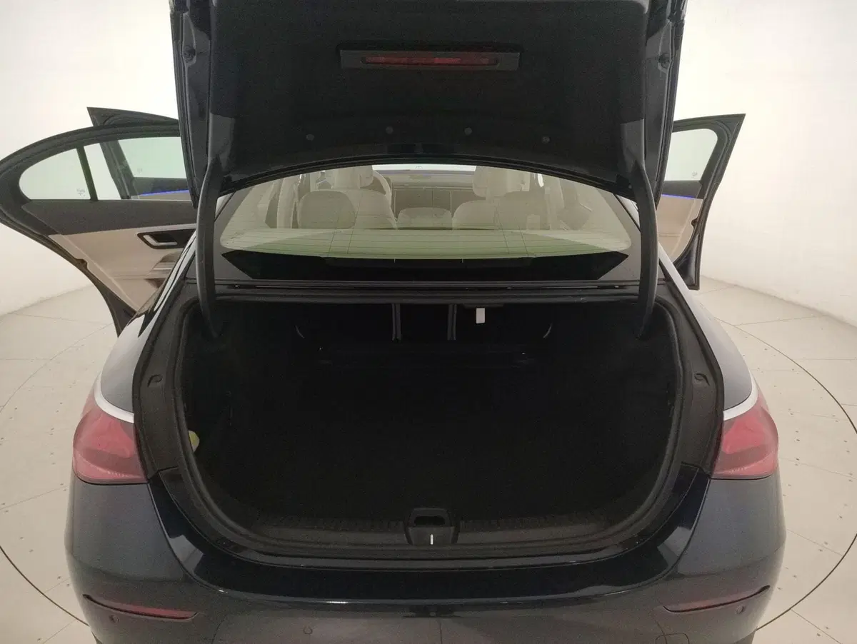 Mercedes-Benz Classe E usata a Alessandria (11)