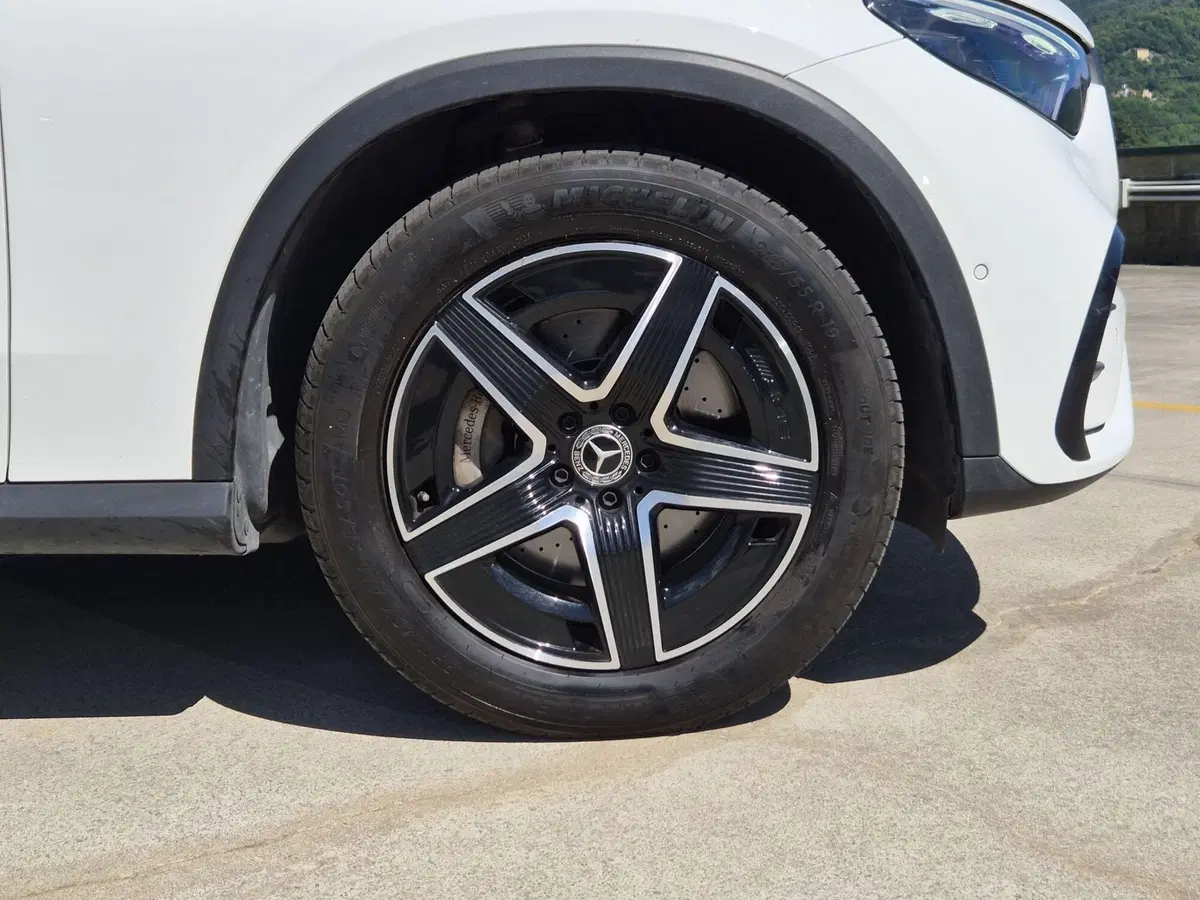 Mercedes-Benz GLC SUV usata  (13)