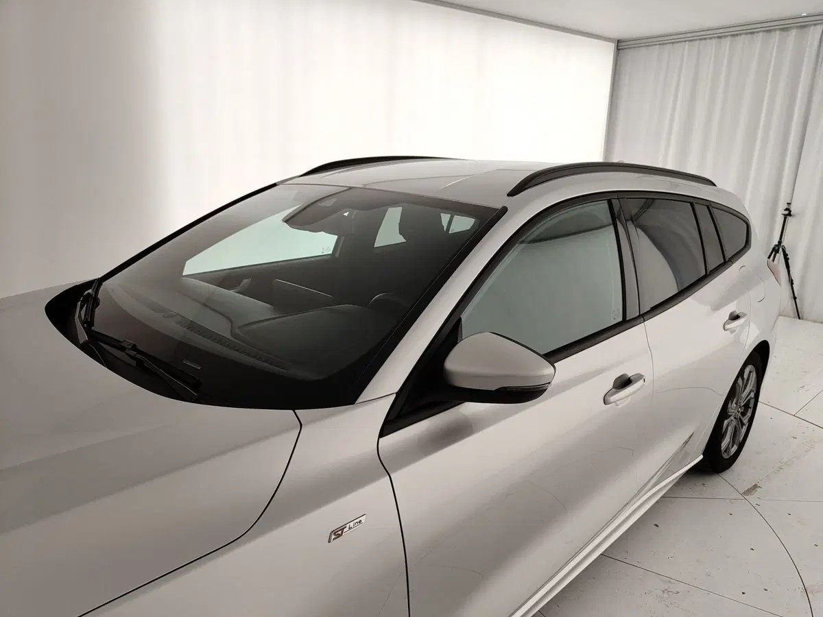 Ford Focus Station Wagon usata a Caserta (15)