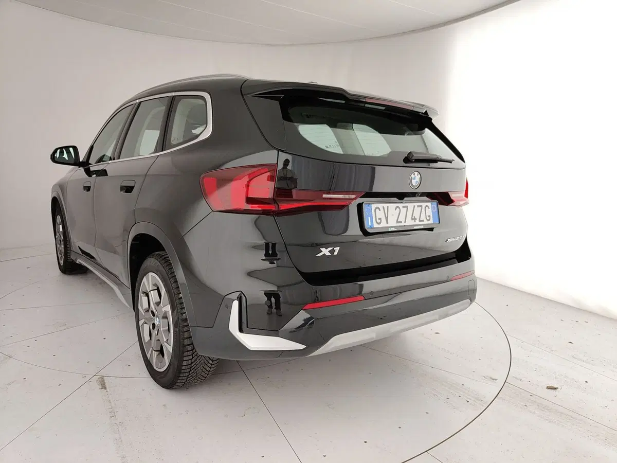 BMW X1 usata a Caserta (9)