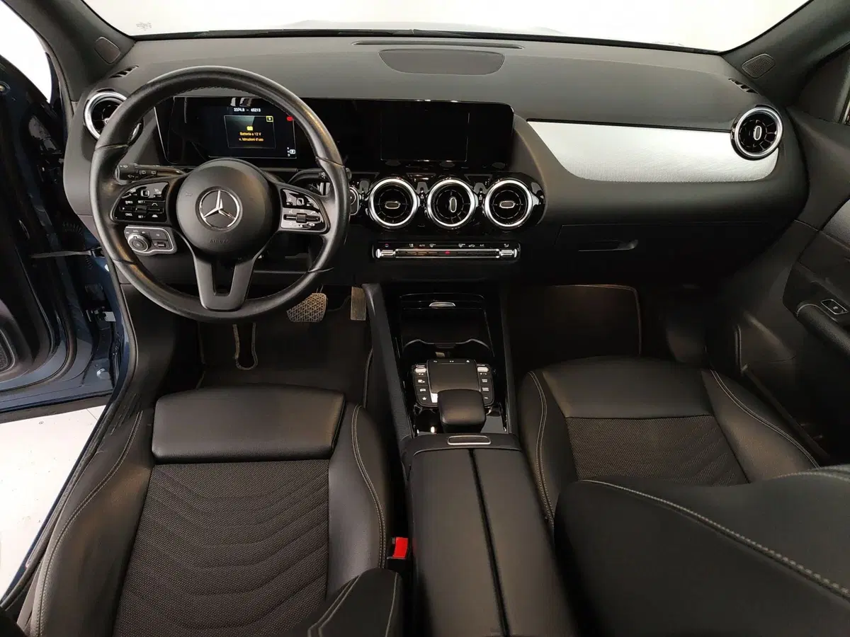 Mercedes-Benz GLA SUV usata a Caserta (17)