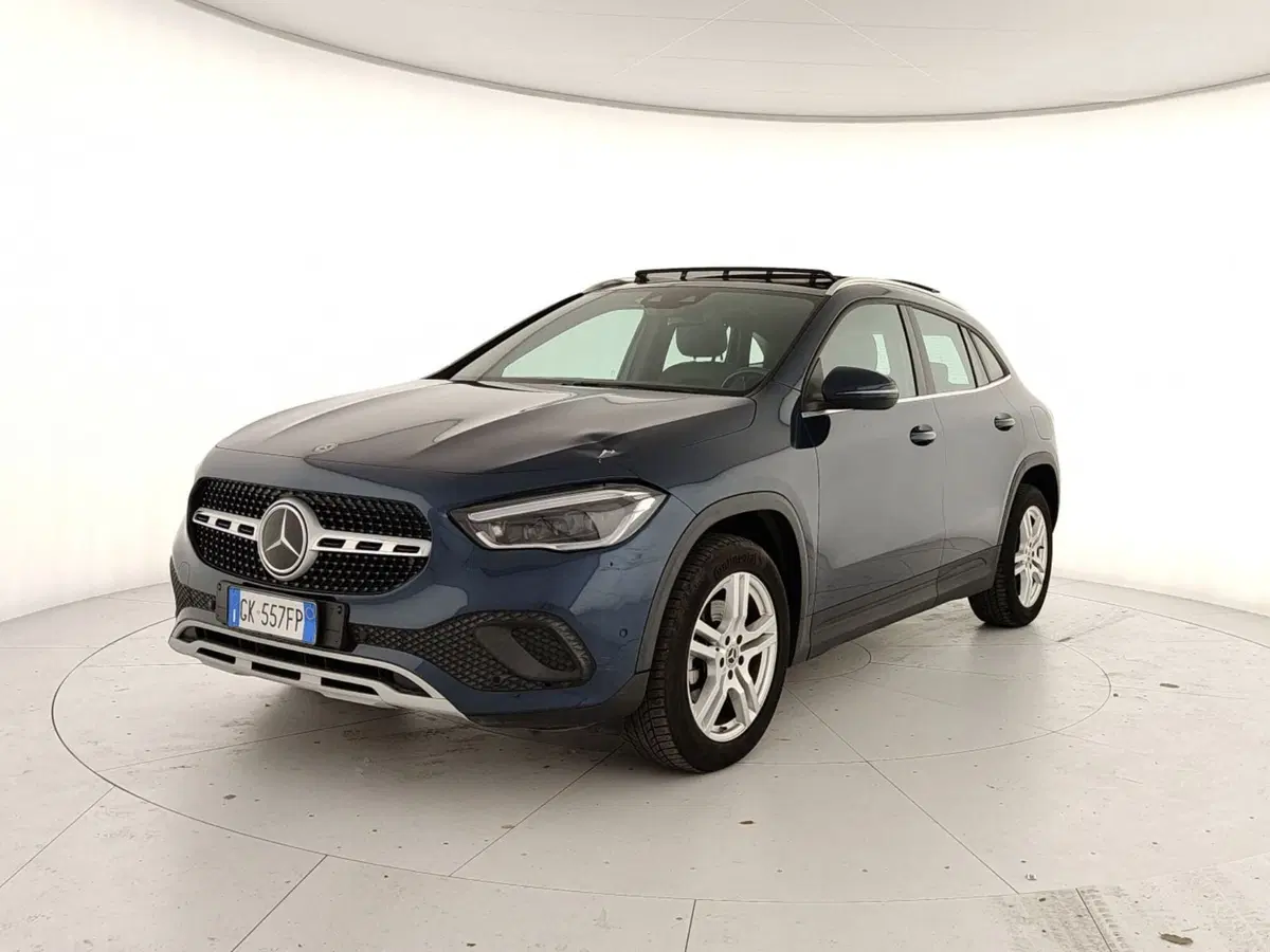 Mercedes-Benz GLA SUV usata a Caserta (3)