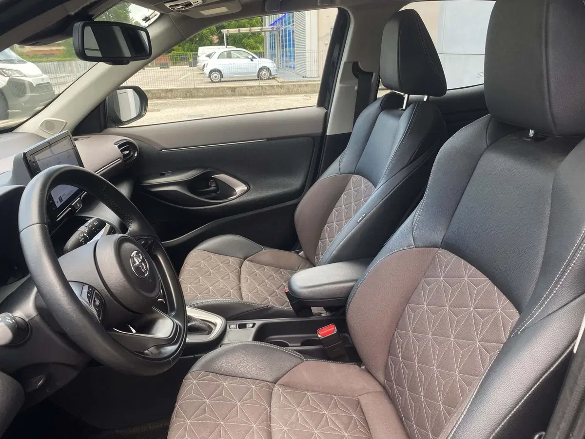 Toyota Yaris Cross usata a Padova (8)