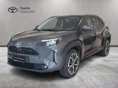 Toyota Yaris Cross 1.5 Hybrid 5p. E-CVT Lounge del 2022 usata a Misterbianco