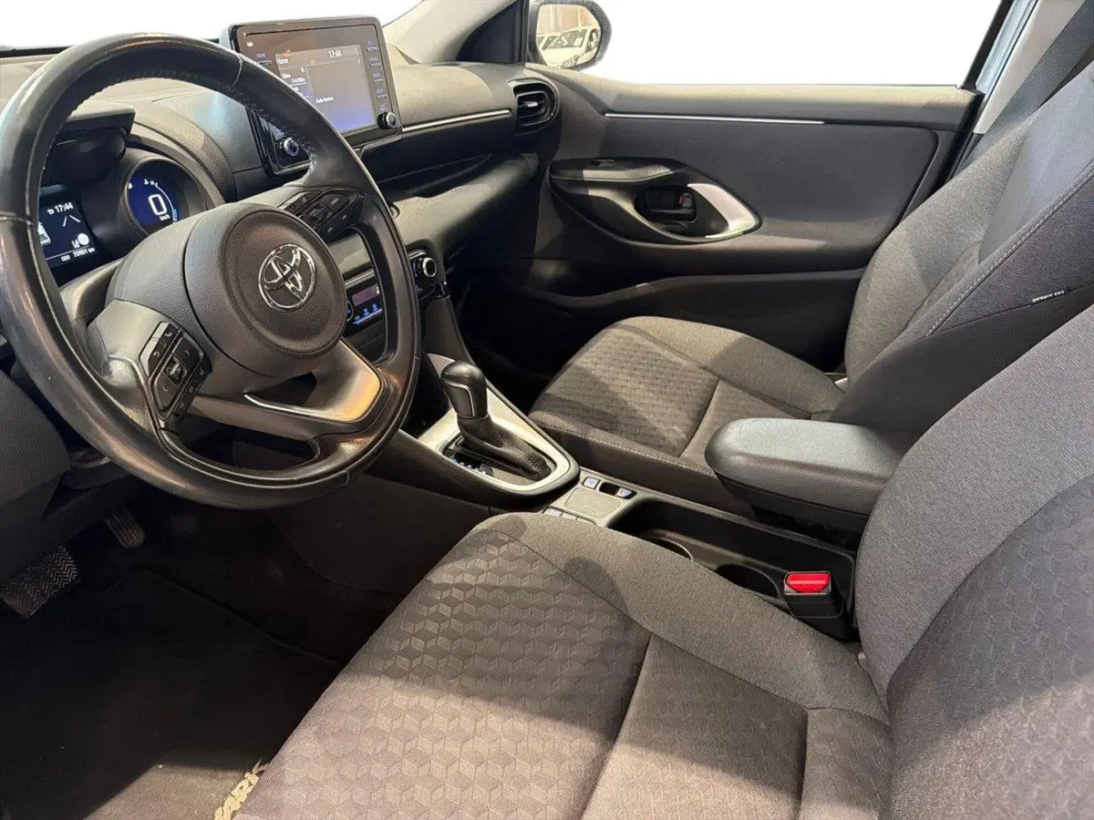 Toyota Yaris usata a Catania (7)