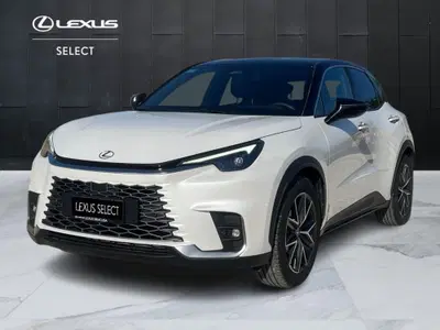 Lexus LBX 1.5 hybrid Cool 2wd del 2024 usata a Ragusa