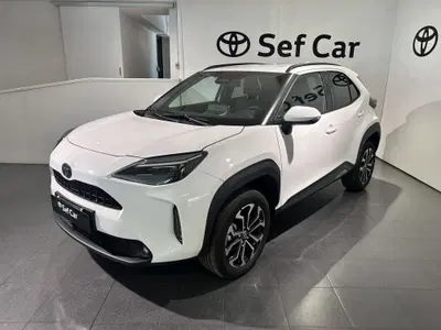 Toyota Yaris Cross 1.5 Hybrid 5p. E-CVT Trend nuova a Milano