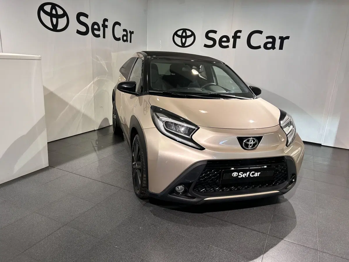 Toyota Aygo X usata a Milano (3)