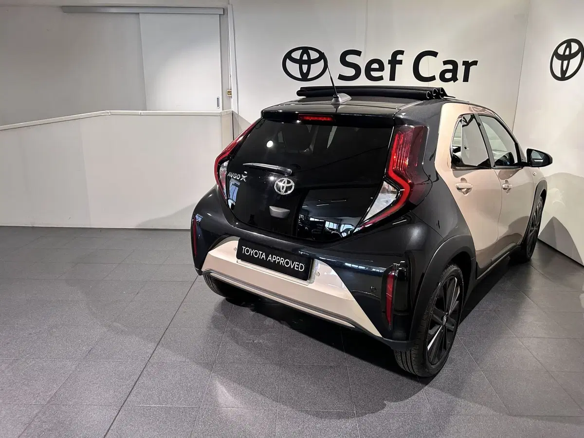 Toyota Aygo X usata a Milano (5)