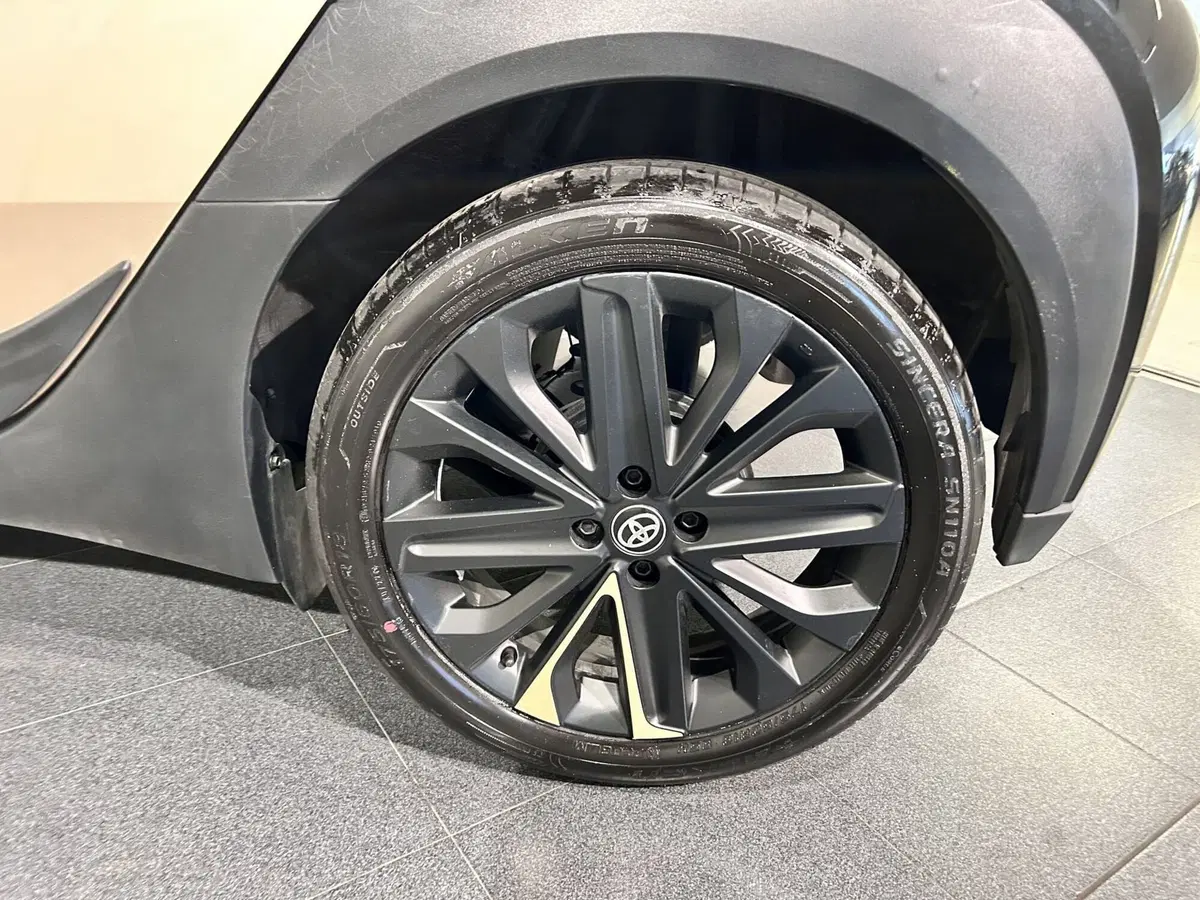 Toyota Aygo X usata a Milano (6)
