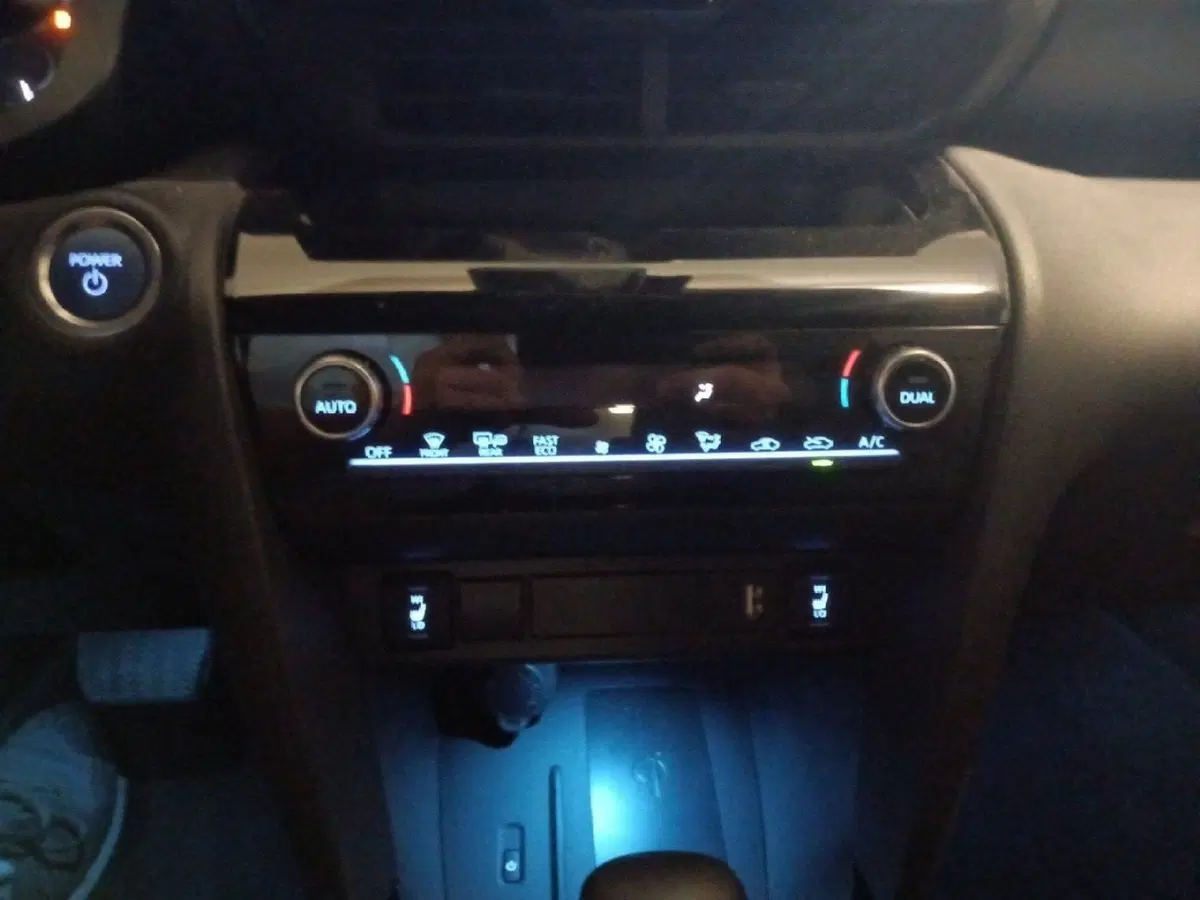 Toyota Yaris Cross usata a Milano (15)