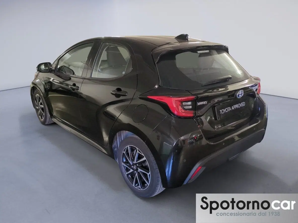 Toyota Yaris usata a Milano (4)