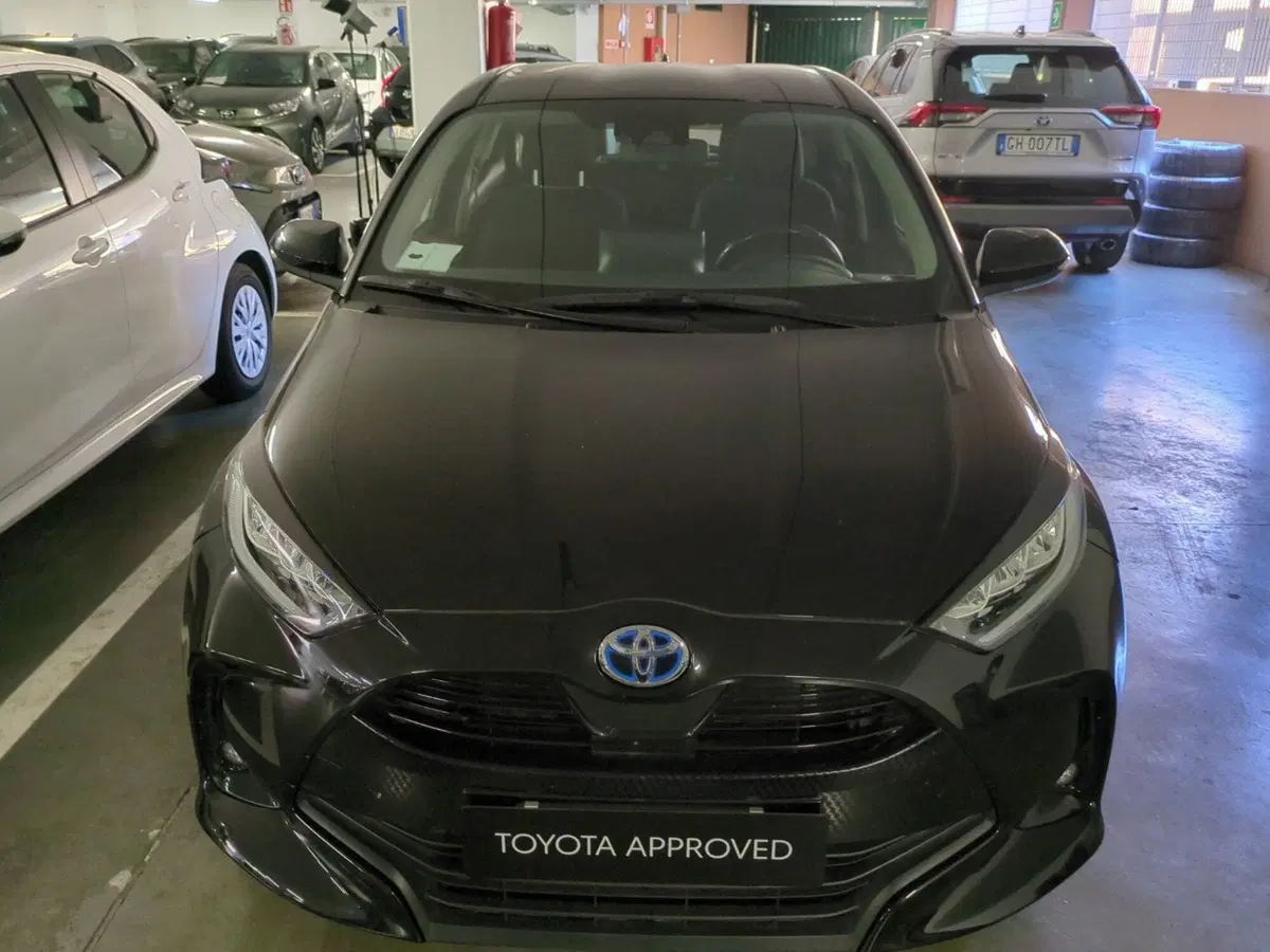 Toyota Yaris usata a Milano (6)
