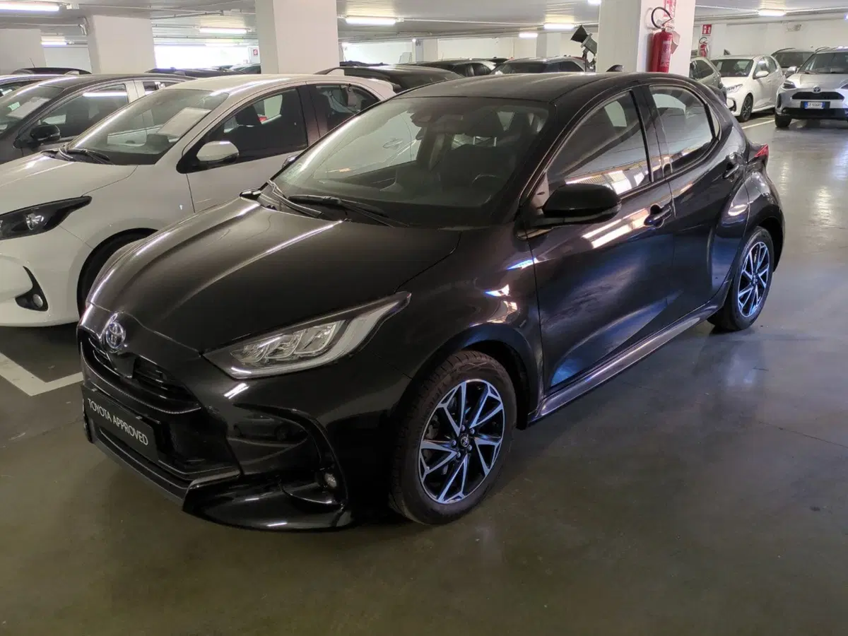 Toyota Yaris usata a Milano (8)