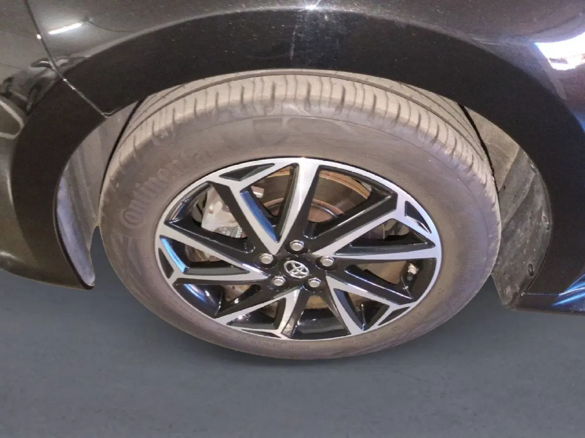 Toyota Yaris usata a Milano (9)