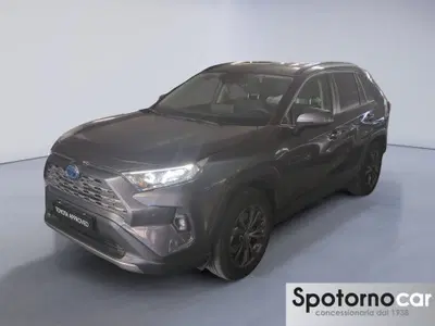 Toyota Rav4 vvt-ie h Active awd-i 222cv e-cvt del 2024 usata a Milano