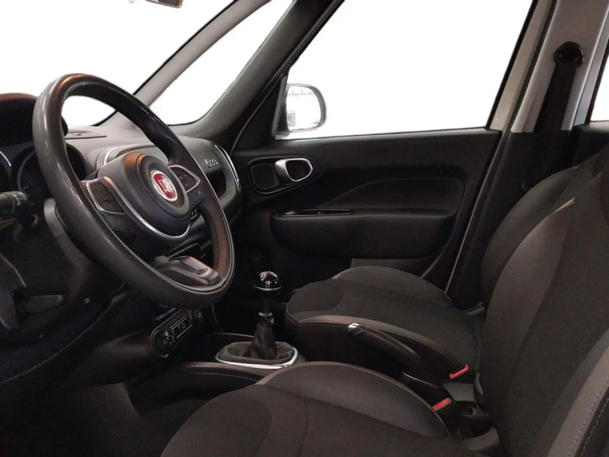 Fiat 500L usata a Roma (6)