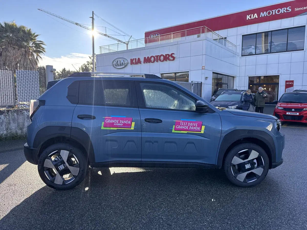 Fiat Grande Panda nuova a La Spezia (8)