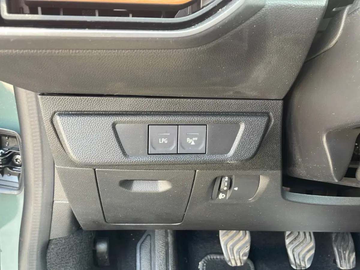 Dacia Sandero usata a Bologna (18)