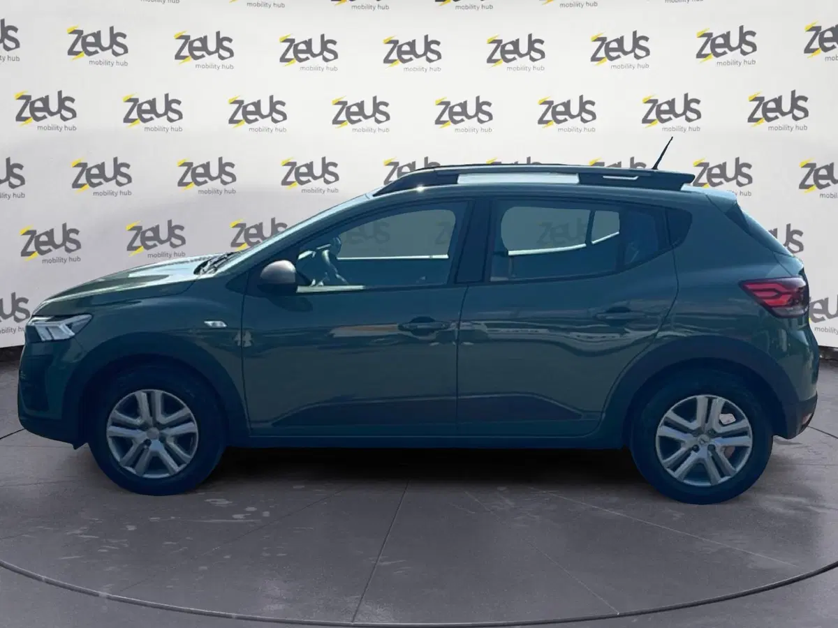 Dacia Sandero usata a Bologna (3)