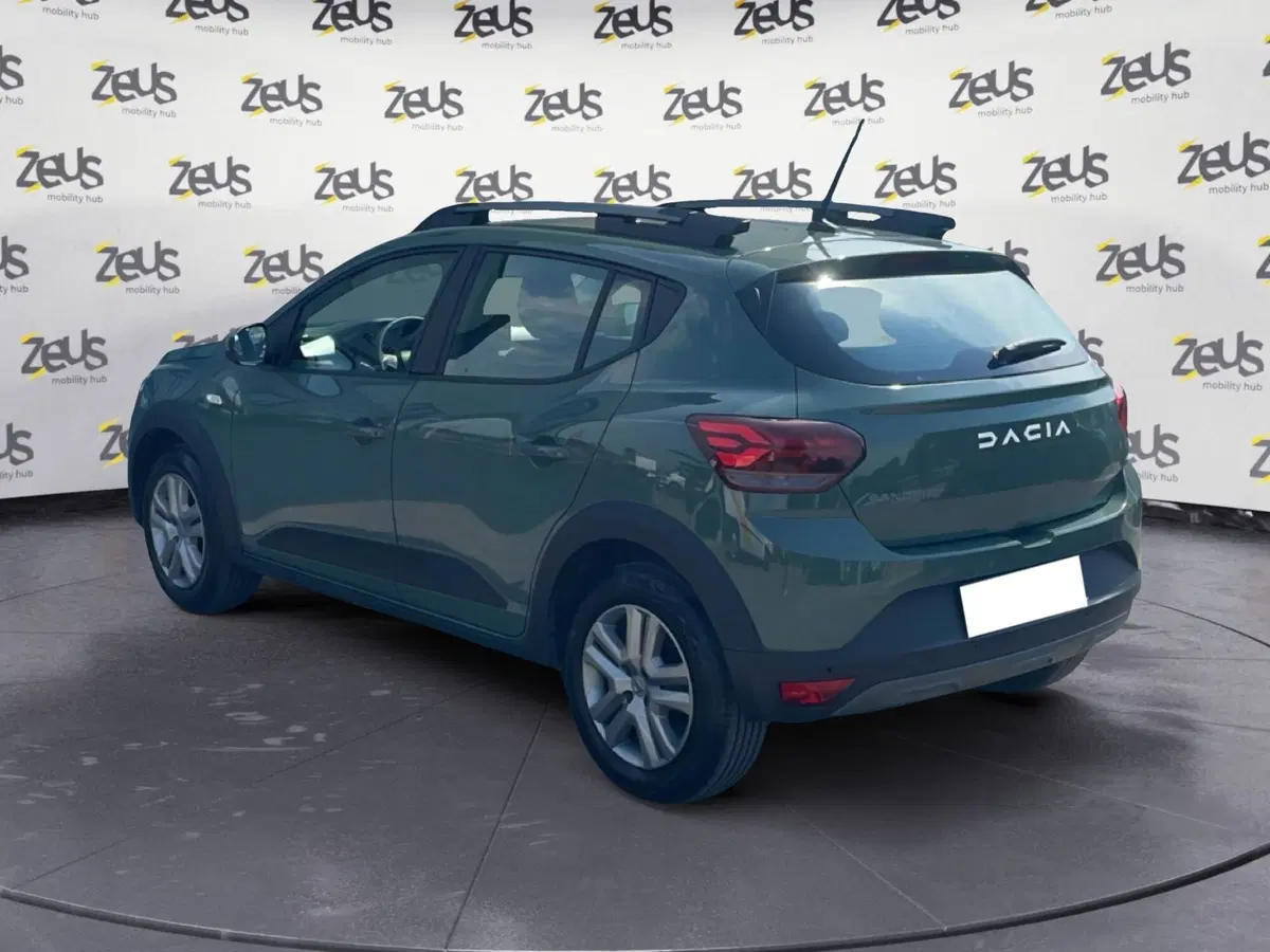 Dacia Sandero usata a Bologna (4)