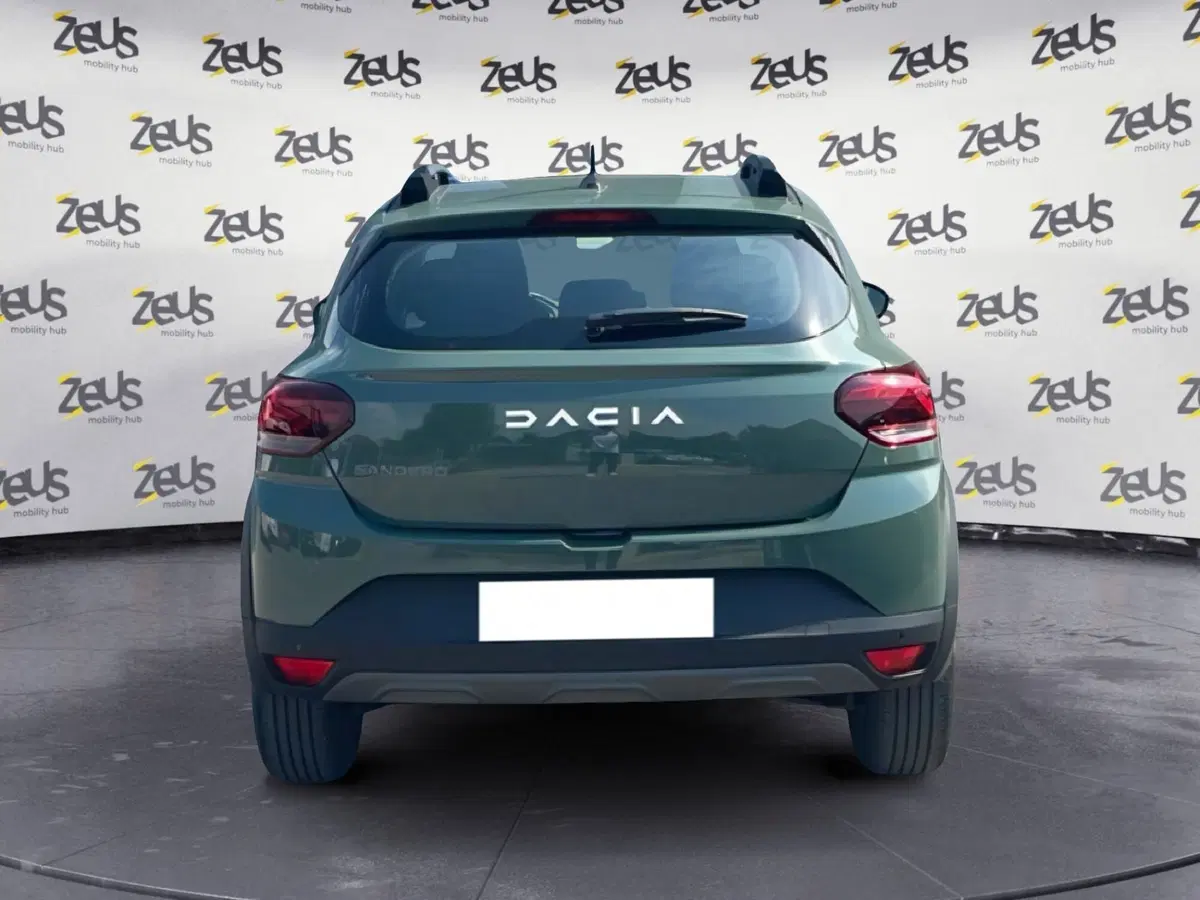 Dacia Sandero usata a Bologna (5)