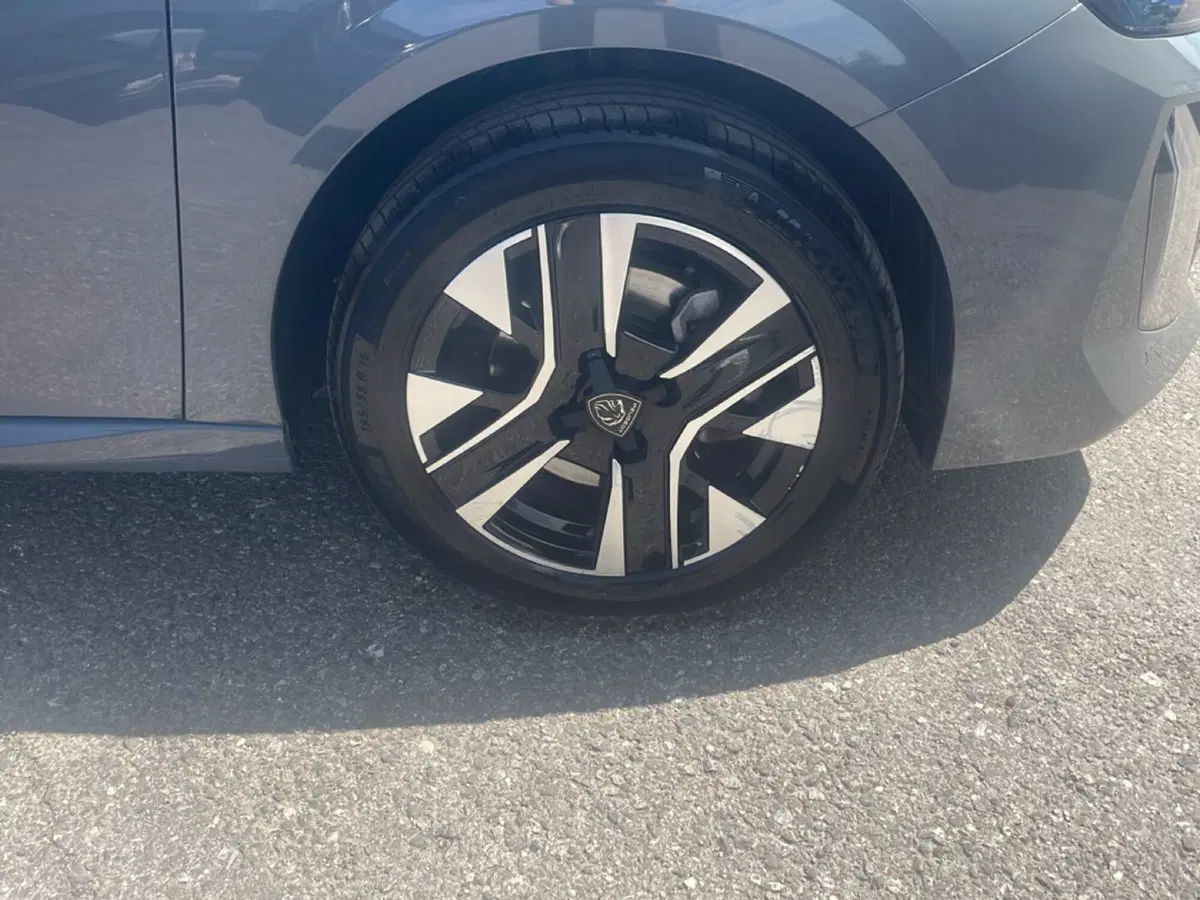 Peugeot 208 usata a Bologna (9)