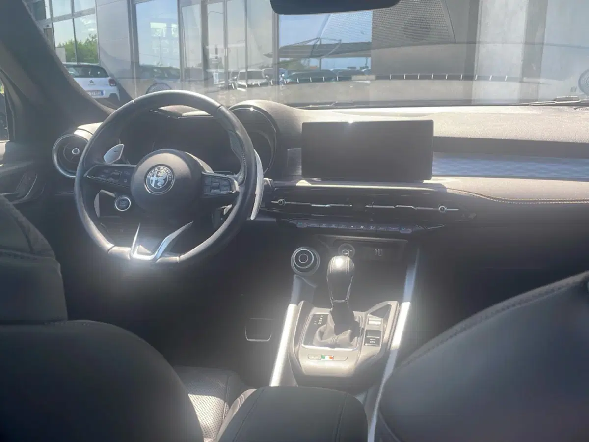 Alfa Romeo Tonale usata a Bologna (13)