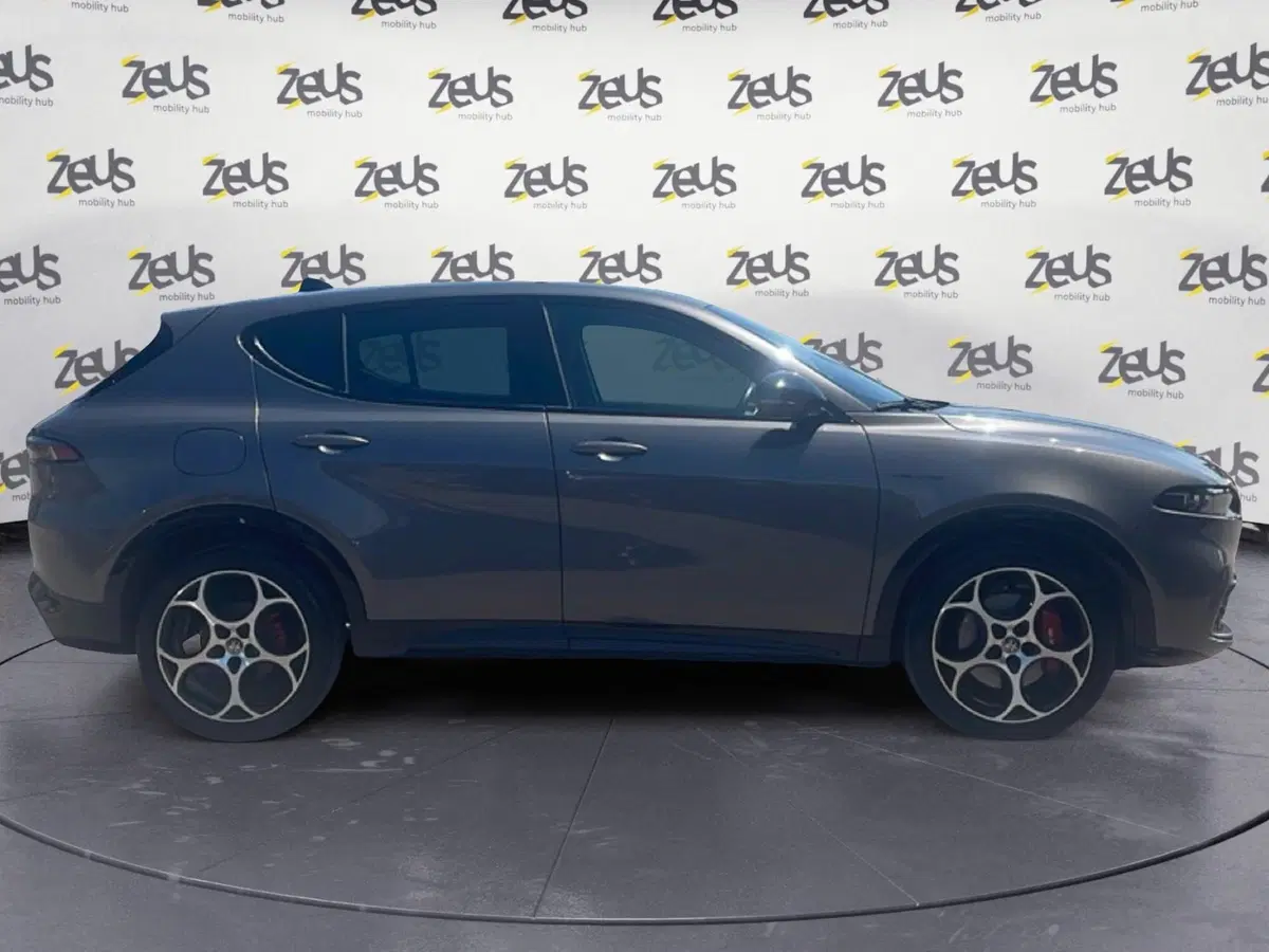 Alfa Romeo Tonale usata a Bologna (7)
