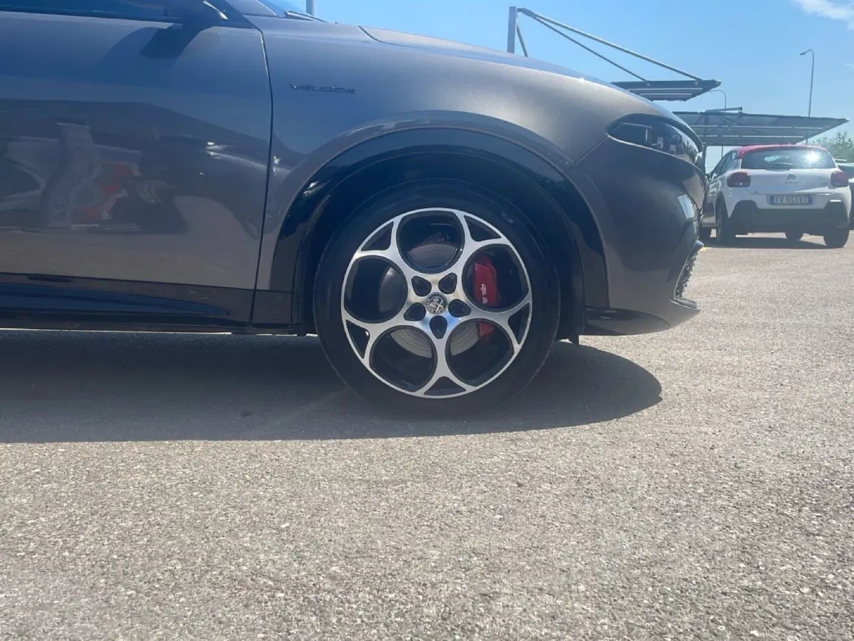 Alfa Romeo Tonale usata a Bologna (9)