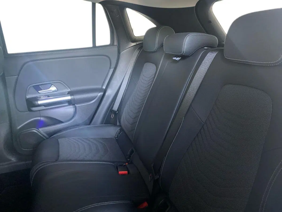 Mercedes-Benz GLA SUV usata a Bergamo (12)