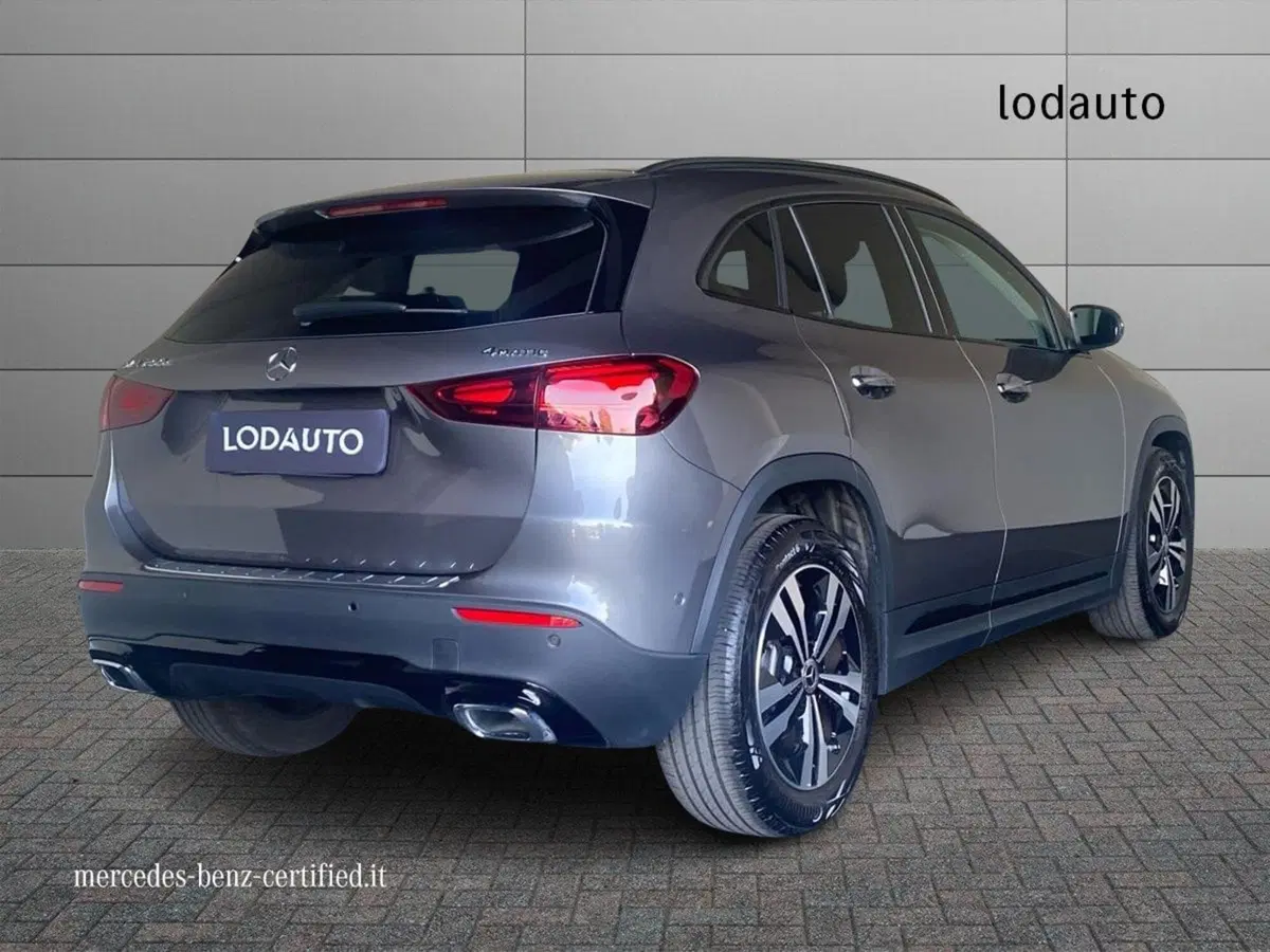 Mercedes-Benz GLA SUV usata a Bergamo (2)
