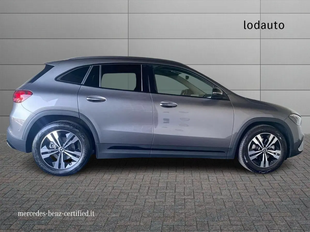 Mercedes-Benz GLA SUV usata a Bergamo (5)