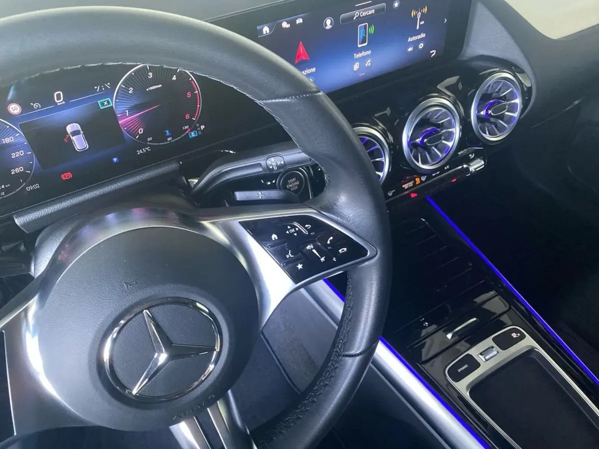 Mercedes-Benz GLA SUV usata a Bergamo (9)