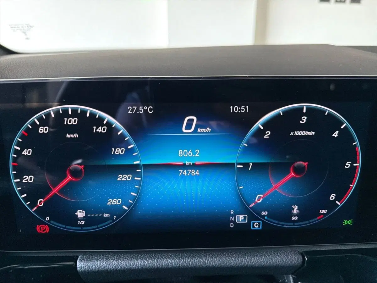 Mercedes-Benz GLA SUV usata a Bergamo (15)