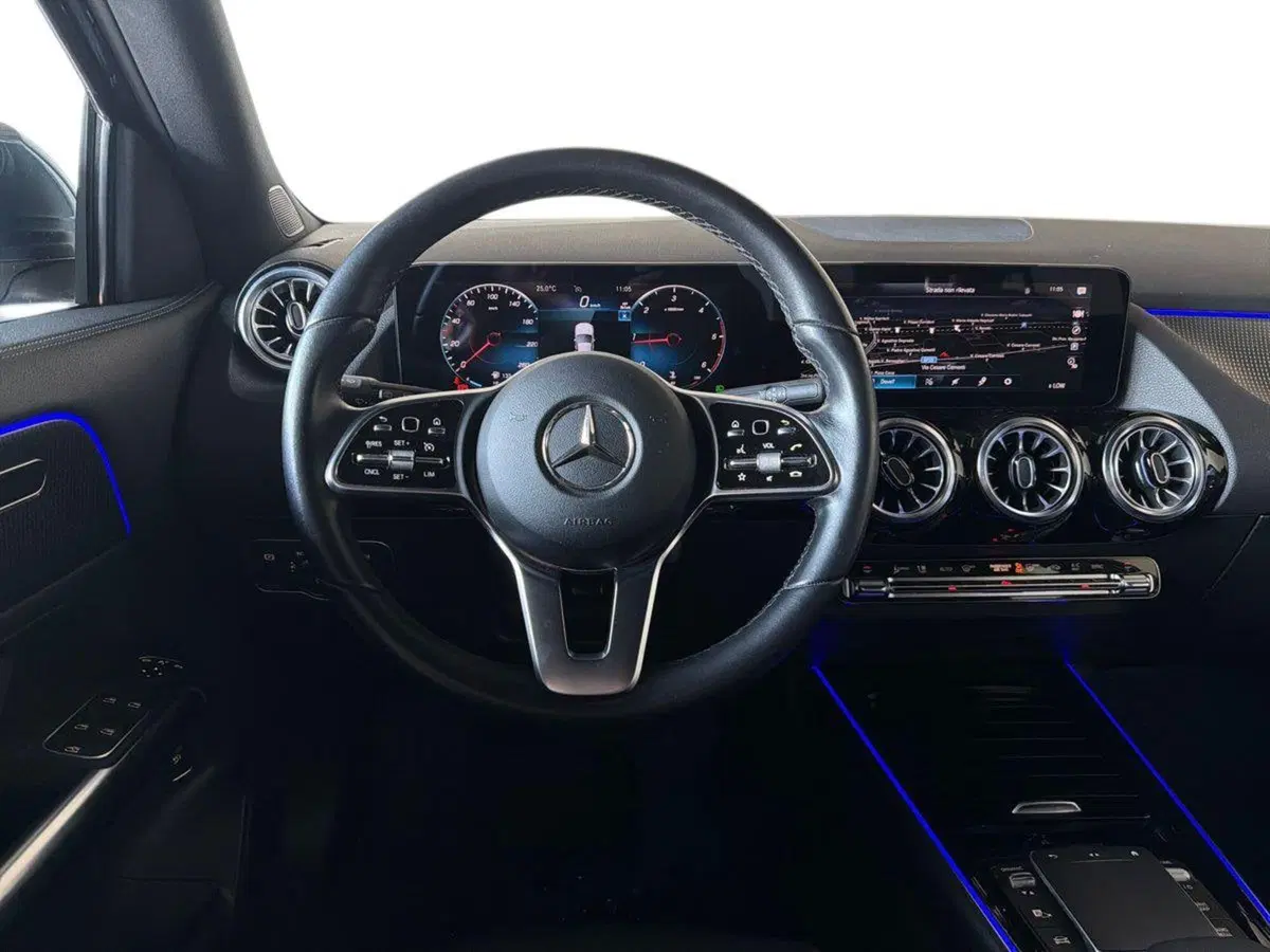 Mercedes-Benz GLA SUV usata a Bergamo (8)