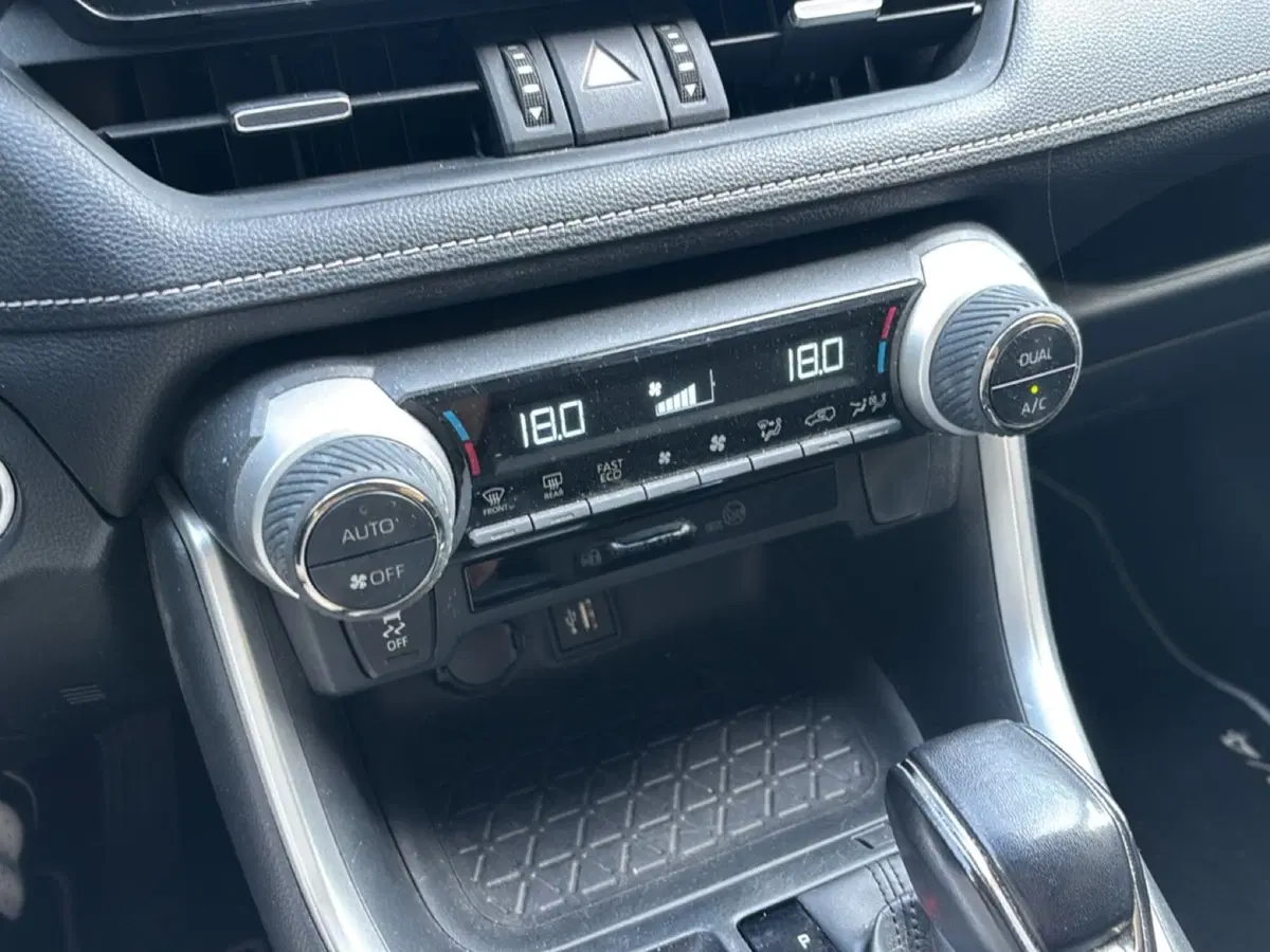 Toyota Rav4 usata a Bologna (14)
