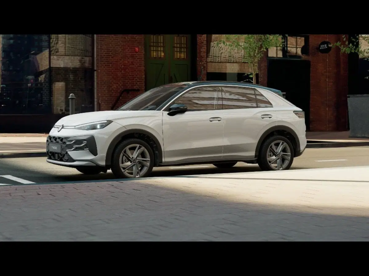 Volkswagen T-Roc nuova a Livorno (2)