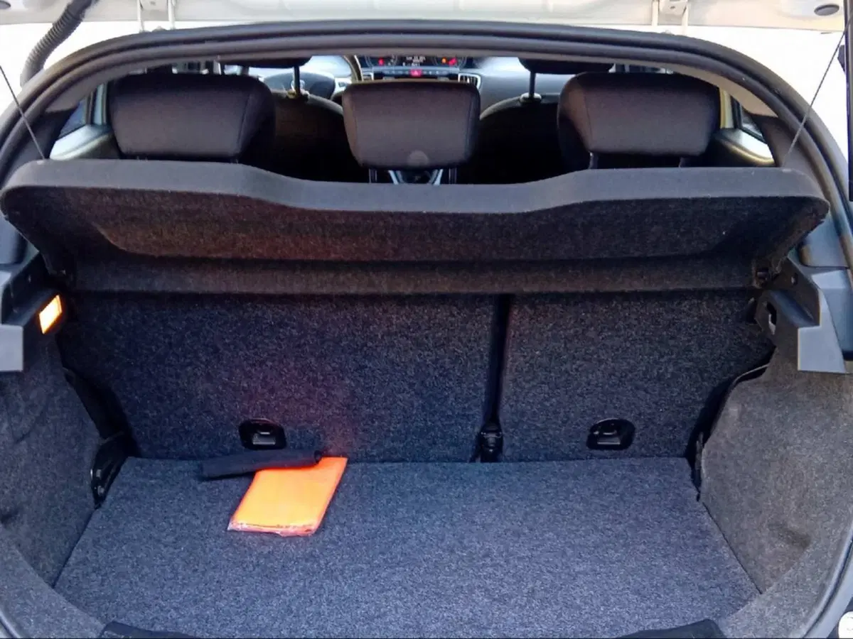 Lancia Ypsilon usata a Siena (16)