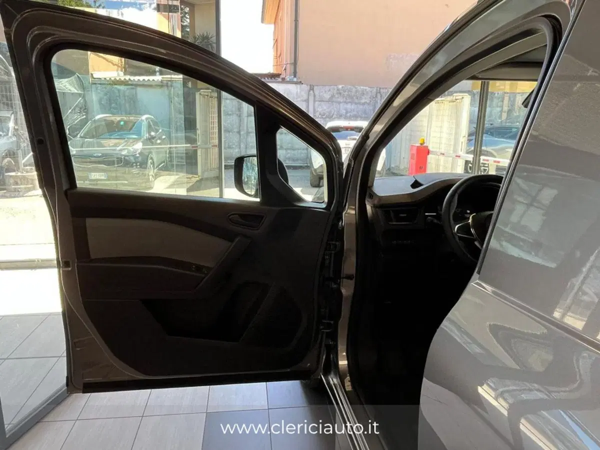 Nissan Townstar nuova a Como (14)