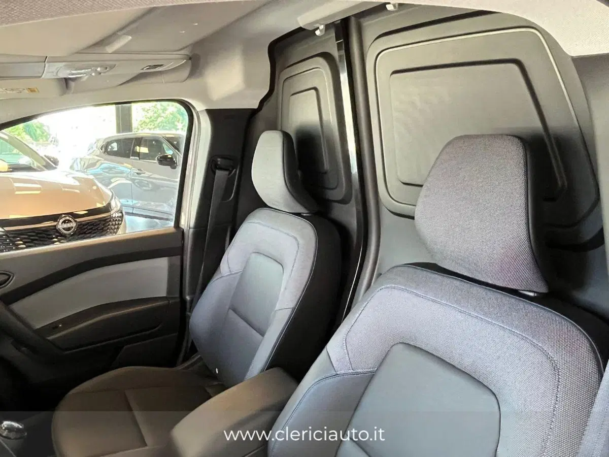 Nissan Townstar nuova a Como (17)