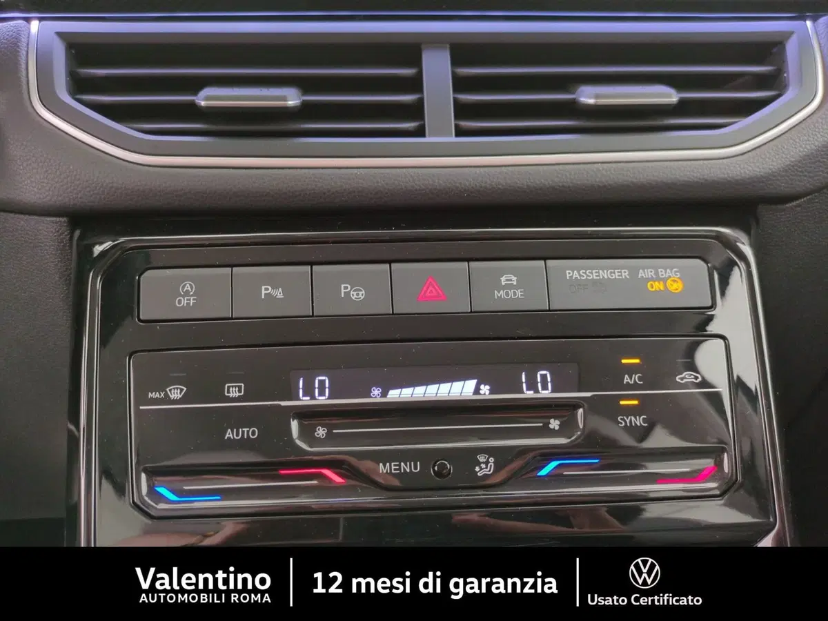 Volkswagen T-Cross usata a Roma (17)