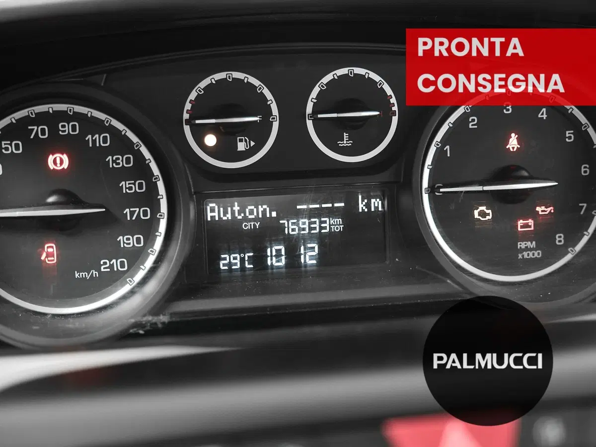 Lancia Ypsilon usata a Prato (10)