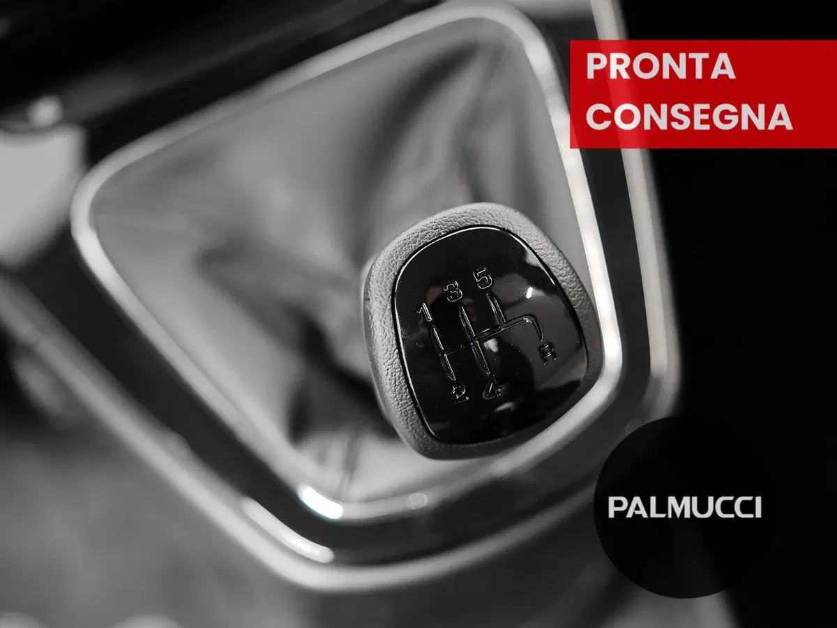Lancia Ypsilon usata a Prato (12)