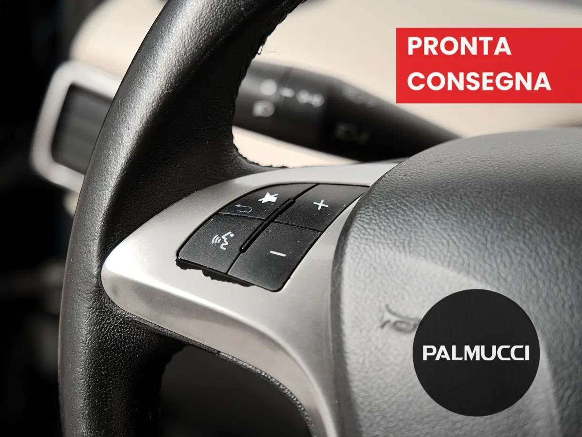 Lancia Ypsilon usata a Prato (13)